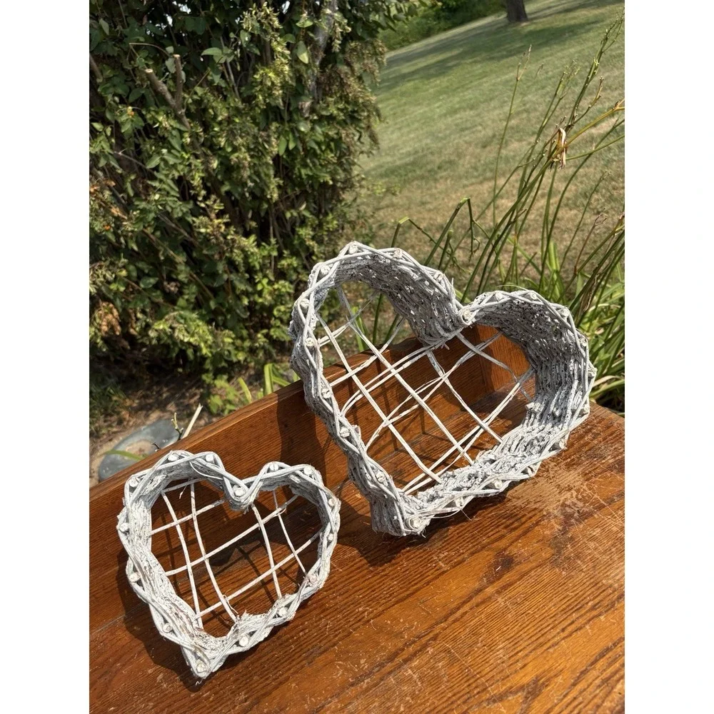 Set Of 2 Heart Shaped Wicker Twig Branch Woven Basket White Country Rustic